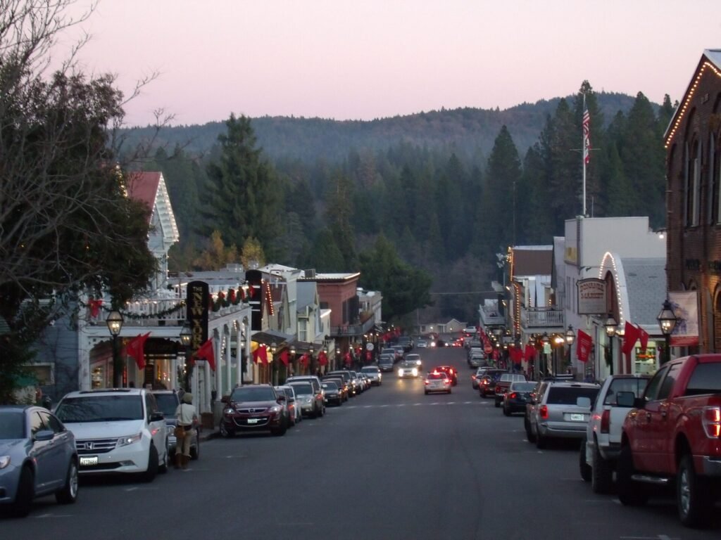 Nevada City street at dusk on the Ghost and Gold evening walk